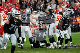 Chiefs Raiders Football