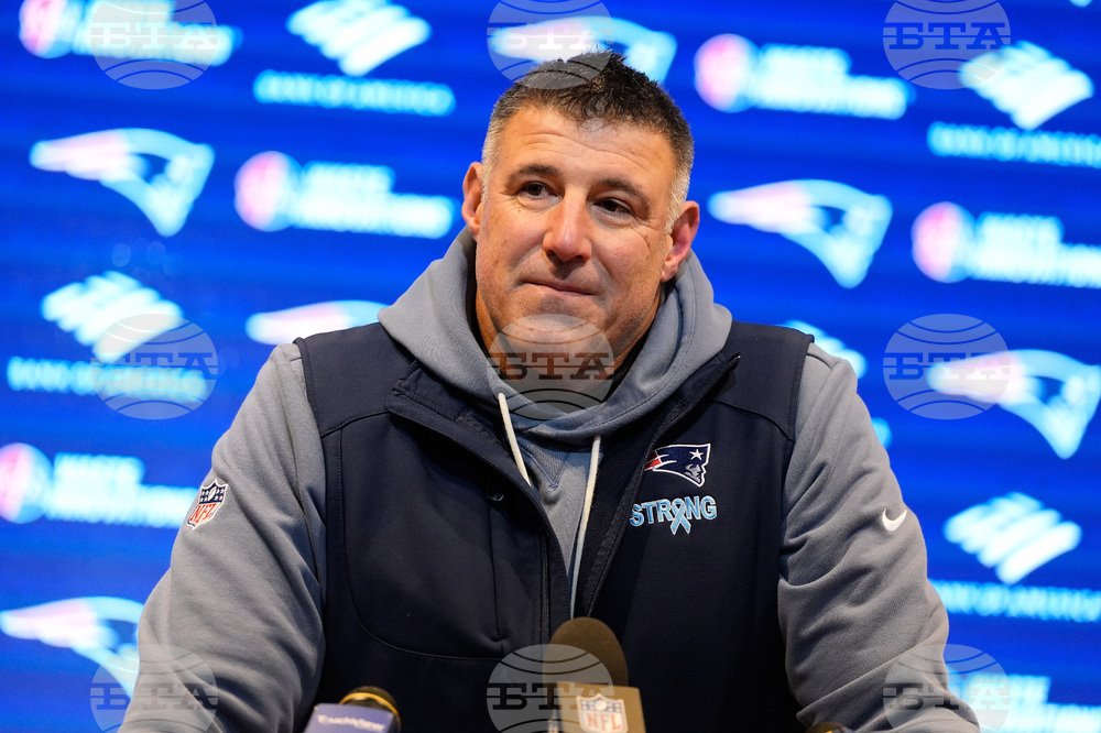 Dolphins Patriots Football