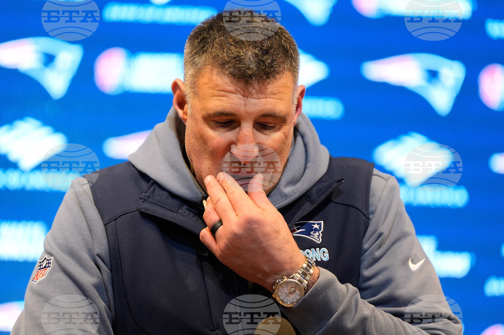 Dolphins Patriots Football