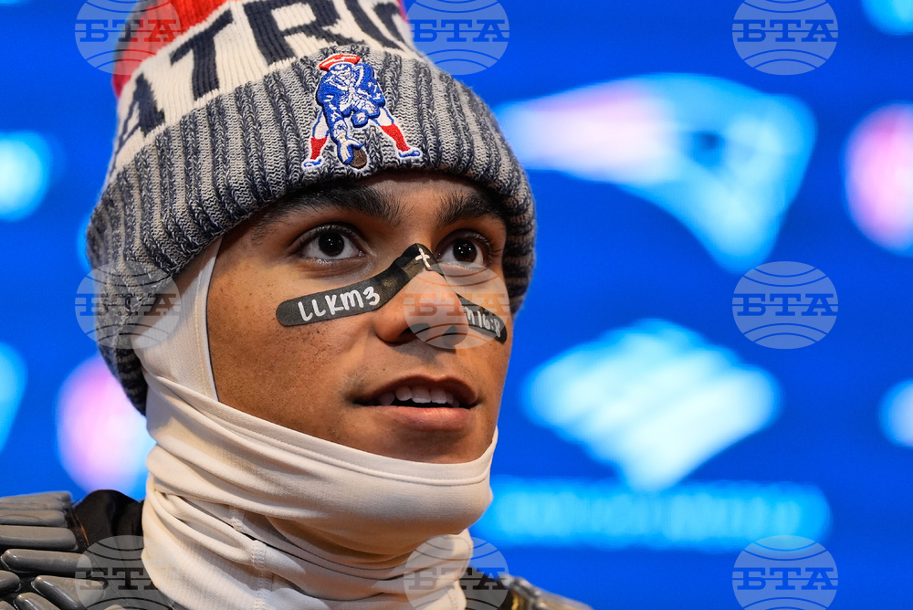 Dolphins Patriots Football