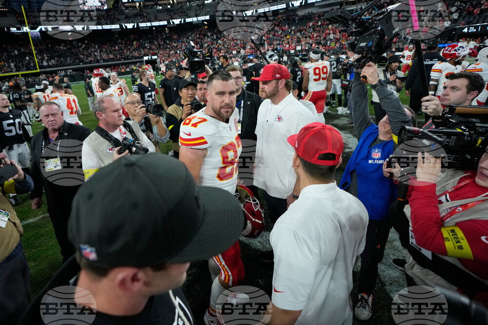 Chiefs Raiders Football