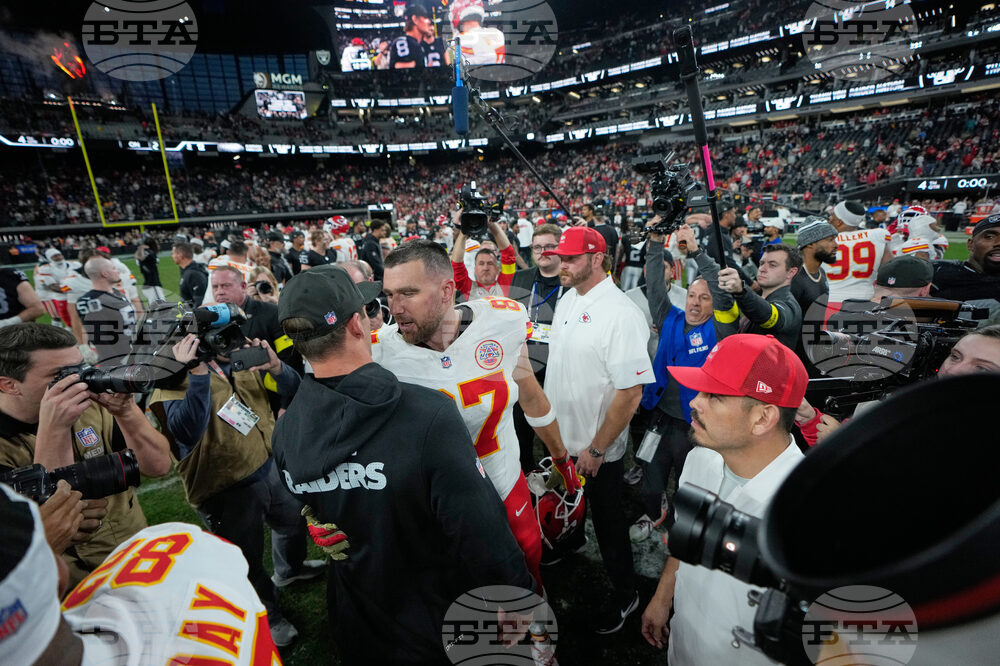 Chiefs Raiders Football