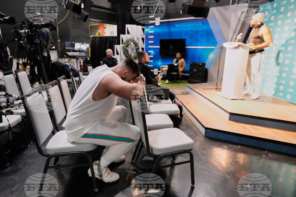 Dolphins Patriots Football