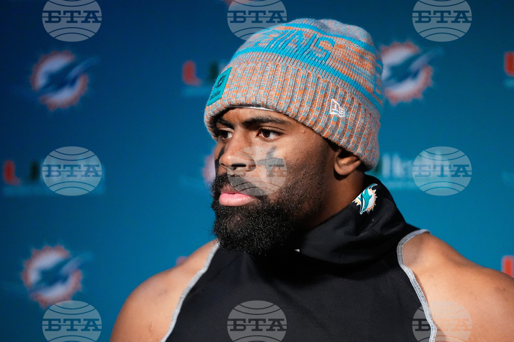 Dolphins Patriots Football