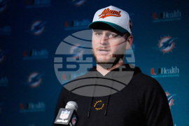 Dolphins Patriots Football