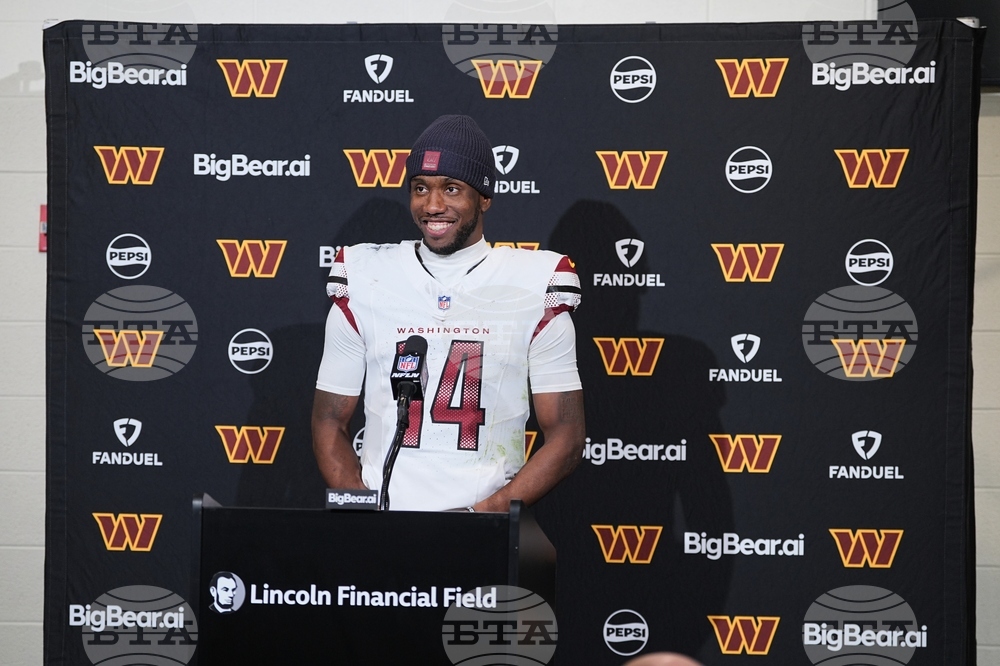 Commanders Eagles Football