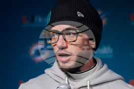 Dolphins Patriots Football