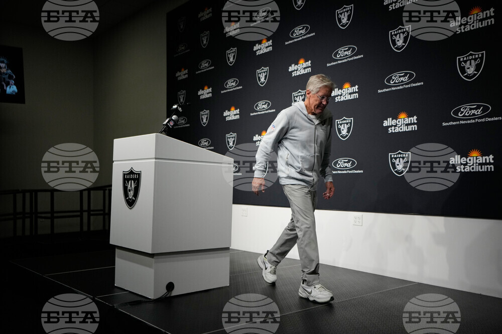 Chiefs Raiders Football