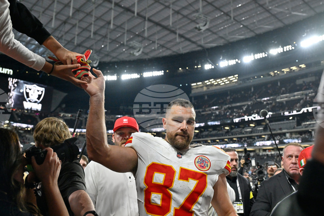 APTOPIX Chiefs Raiders Football