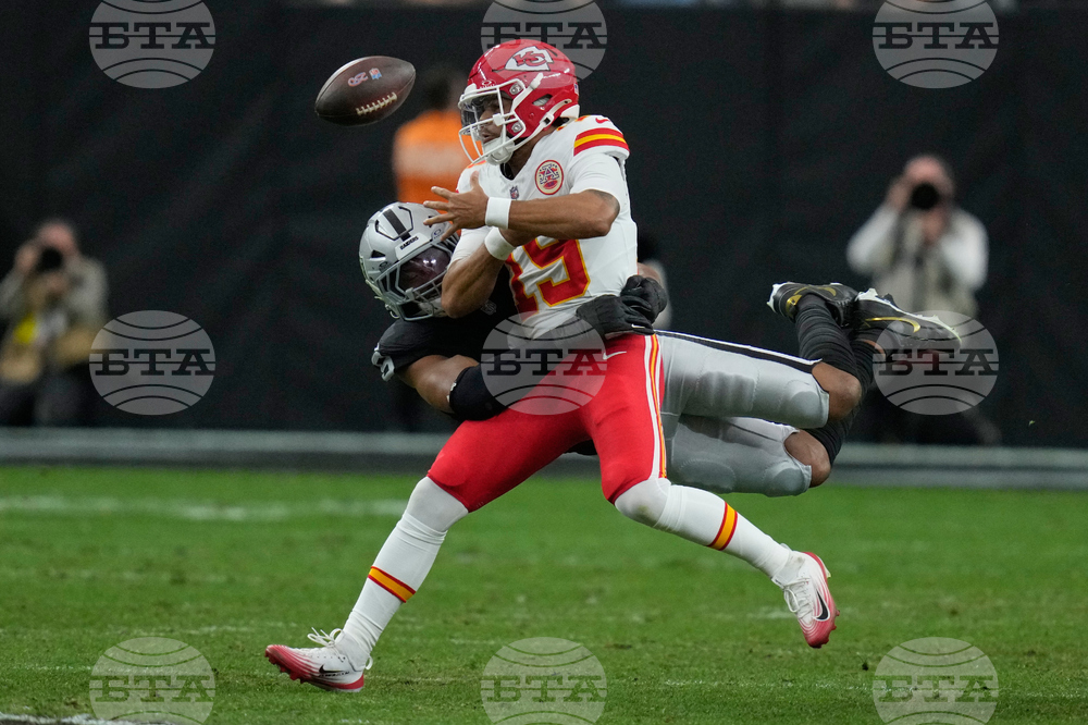 APTOPIX Chiefs Raiders Football