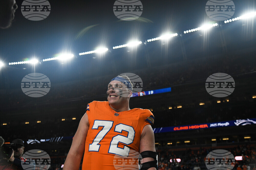 Chargers Broncos Football