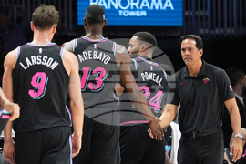 Pelicans Heat Basketball