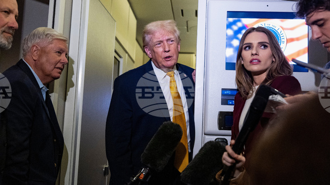 Тръмп каза, че за него е по-важно "да оправи положението" във Венецуела, отколкото в страната да бъдат произведени избори