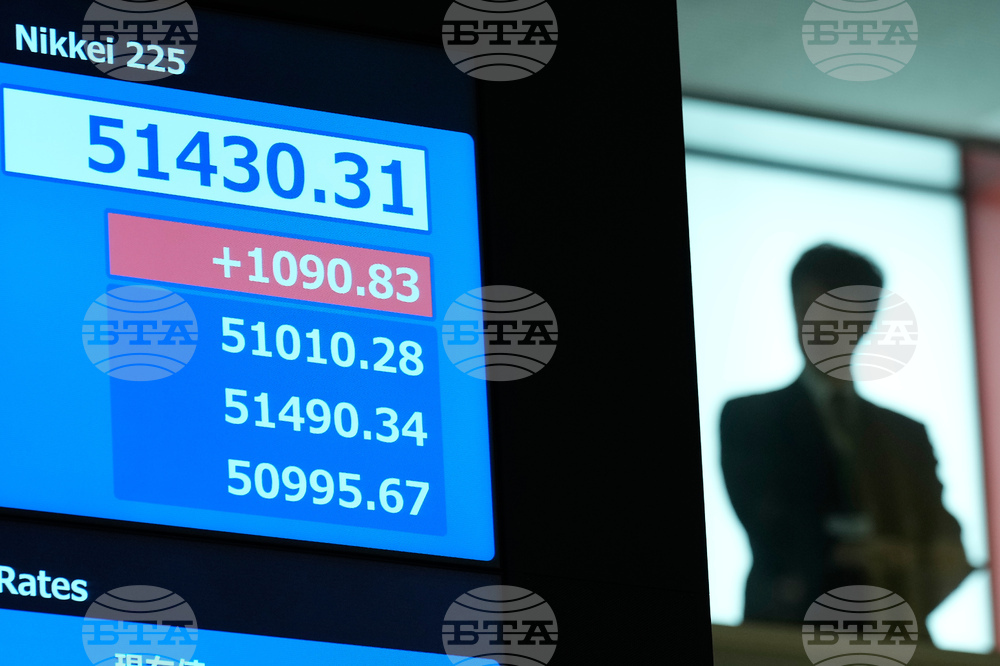 С нов рекорд приключи борсовата търговия в Токио след растежа на Уолстрийт