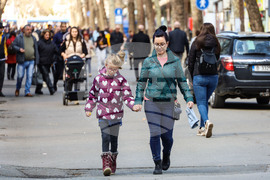 Бургас - Осми март - ежедневие