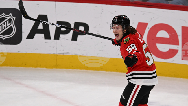 Флорида сложи край на серията от десет поредни победи на Колорадо в НХЛ, Бертузи с хеттрик при успех на Чикаго