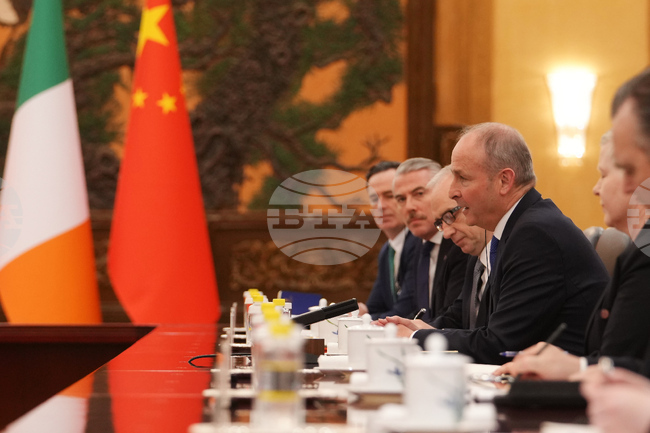 Големите държави трябва да поемат водеща роля в спазването на международното право и Устава на ООН, заяви Си