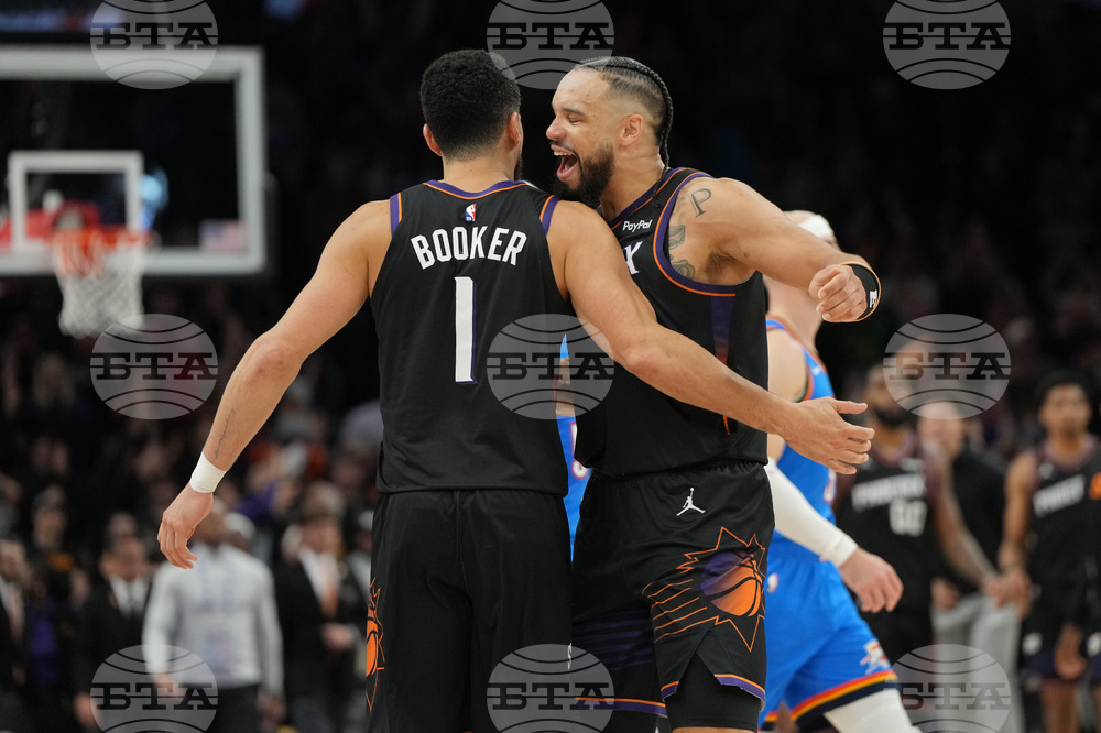 Девин Букър изведе Финикс до успеха срещу Оклахома Сити в НБА