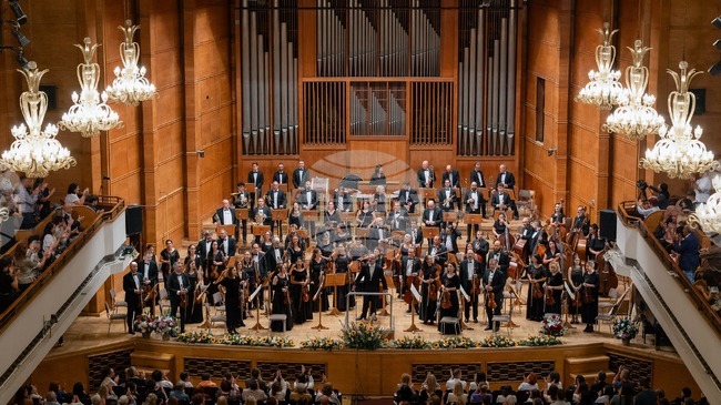 Софийската филхармония започва 2026 година с концерт в Париж
