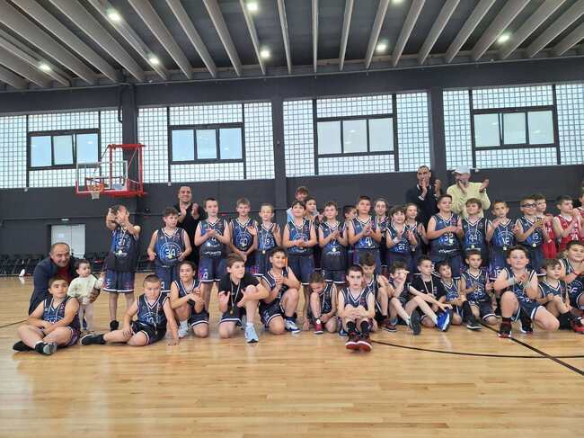 Баскетболният национал Георги Боянов развива спорта сред децата в Ловеч