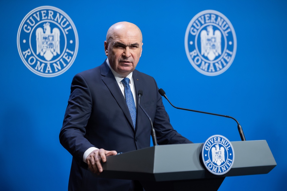 Румъния ще следва официалната позиция на ЕС по отношение на военната операция на САЩ във Венецуела, заяви румънският премиер Илие Боложан