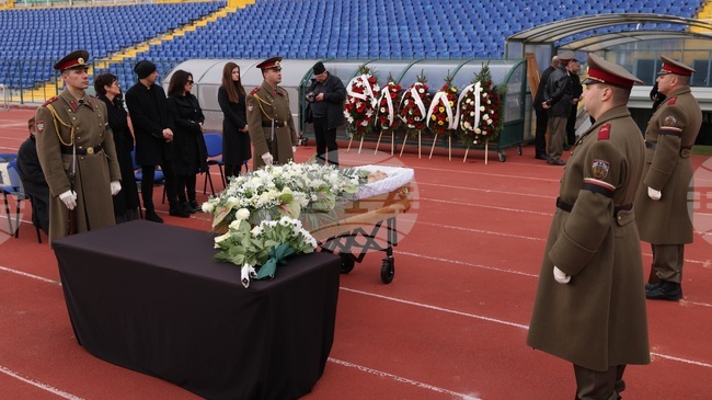 Любослав Пенев си взе последно сбогом с Димитър Пенев