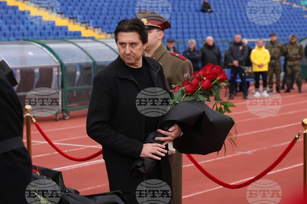 Димитър Пенев - поклонение