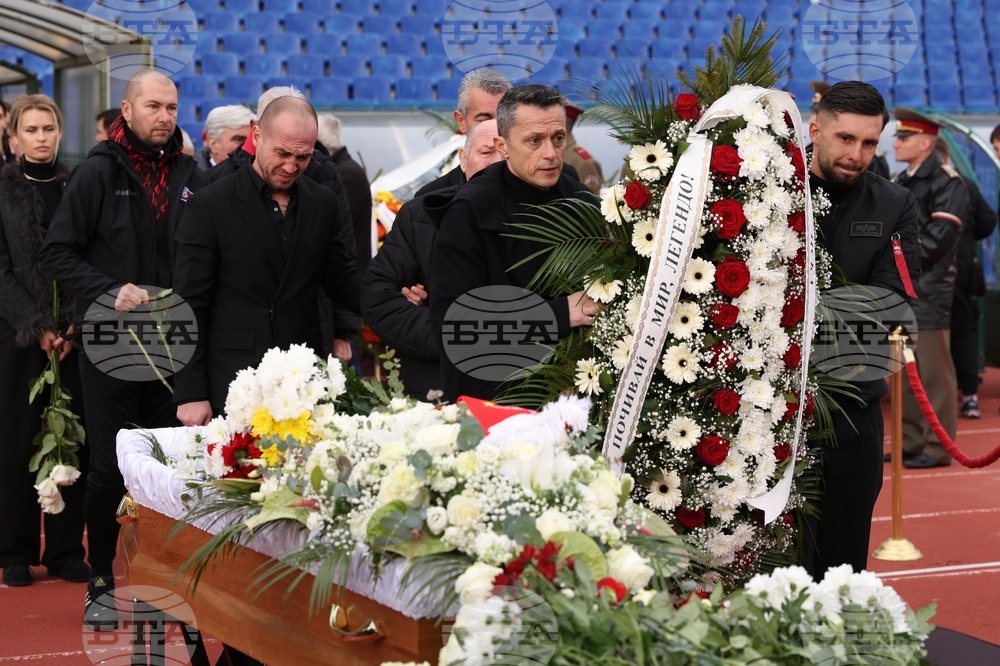 Димитър Пенев - поклонение