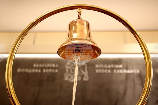 Ръст за всички индекси на БФБ в първата търговска сесия в евро