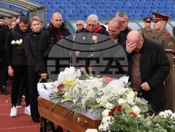 Димитър Пенев - поклонение