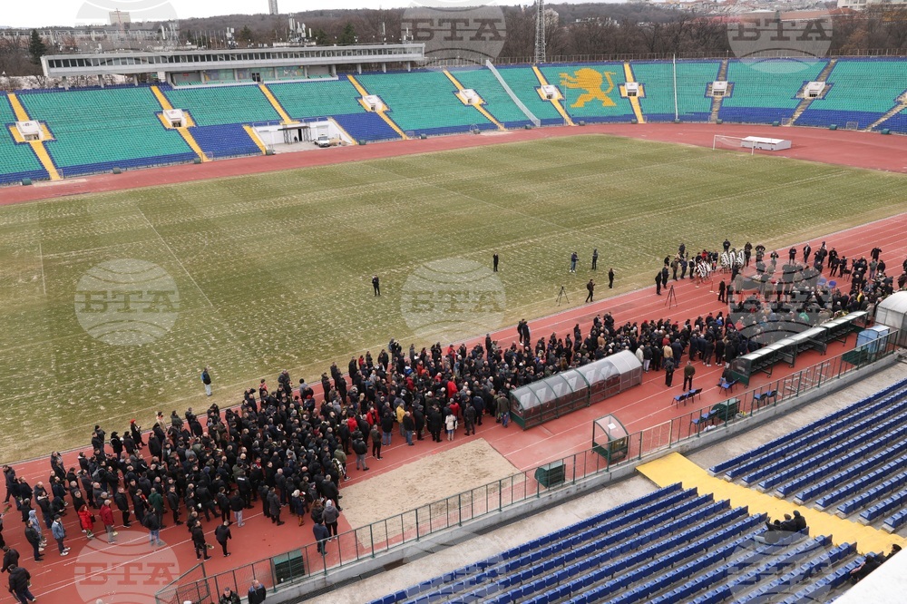 Димитър Пенев - поклонение