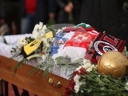 Димитър Пенев - поклонение