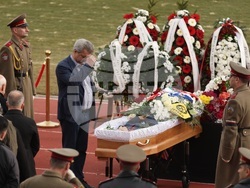 Димитър Пенев - поклонение