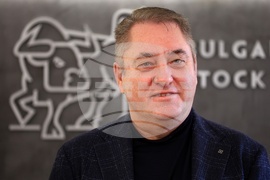 Българска фондова борса - първата търговска сесия в евро