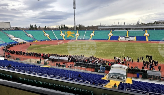 Димитър Пенев - поклонение