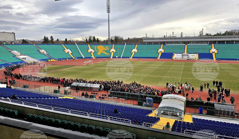 Димитър Пенев - поклонение