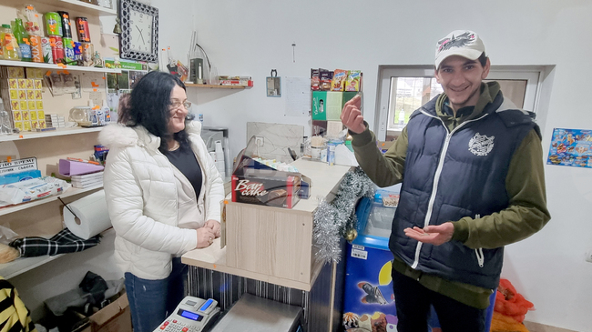 При нас еврото ще дойде с пенсиите, казват жители на стамболовското село Зимовина