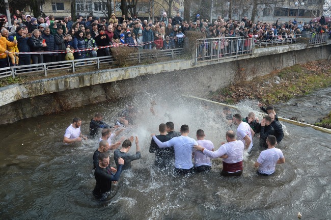 С литургия и хвърляне на кръста в река Градска ще бъде отбелязано Богоявление в Гоце Делчев