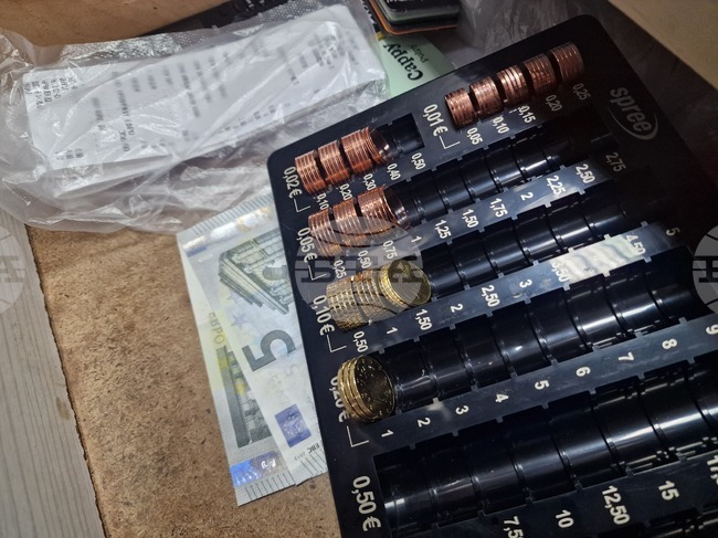 Хартиен отрязък, наподобяващ банкнота от 200 евро, е открит в оборота на магазин в град Завет, област Разград