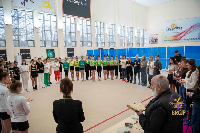 Националните отбори по художествена гимнастика направиха първа тренировка за 2026 година