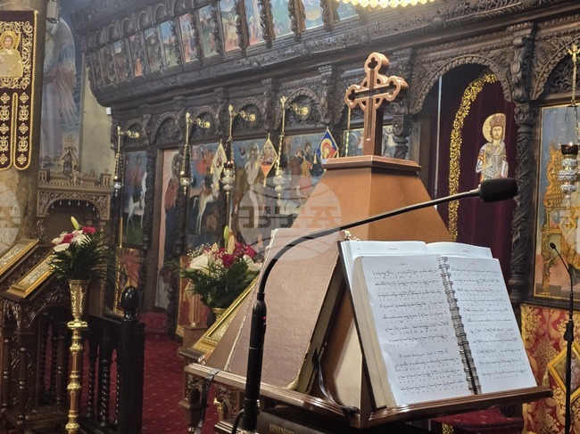 Рождество Христово според юлианския календар ще бъде отбелязано днес в Българската православна църковна община в Дения, Испания