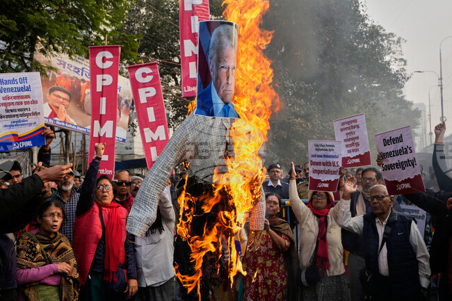 APTOPIX India Venezuela US