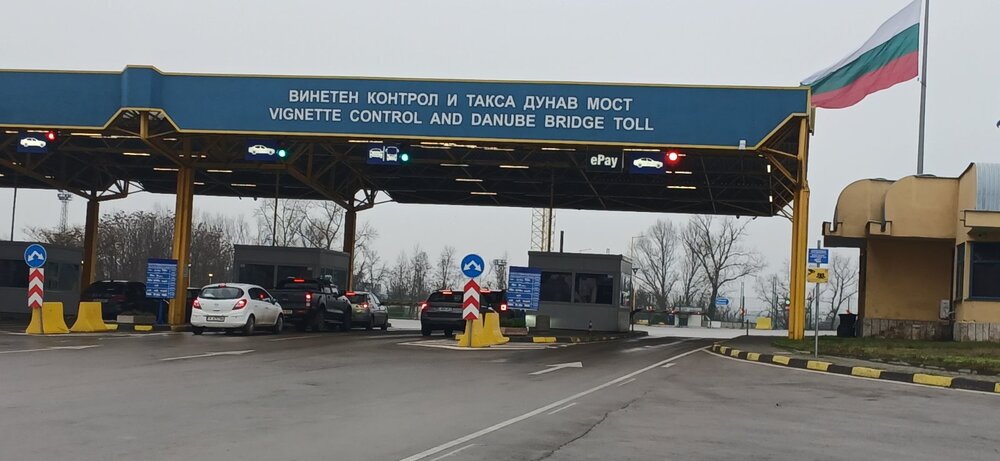 ОА Русе: Над 17 000 автомобила са преминали през ГКПП „Дунав мост“ при Русе – Гюргево само в едната посока от началото на 2026 година 