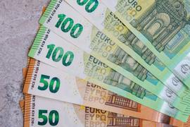 Бургас - евробанкноти и монети