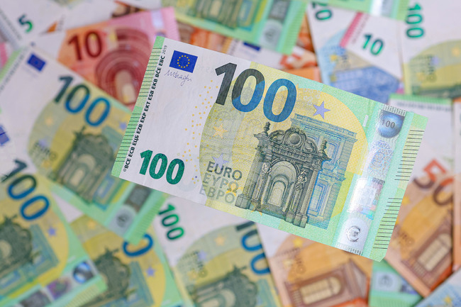  БНБ напомня как да бъдат разпознавани истинските евробанкноти 