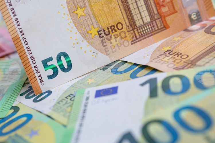 Bulgaria’s Gross External Debt Up Nearly 36% Y/Y to EUR 67.19 Bln at End-January