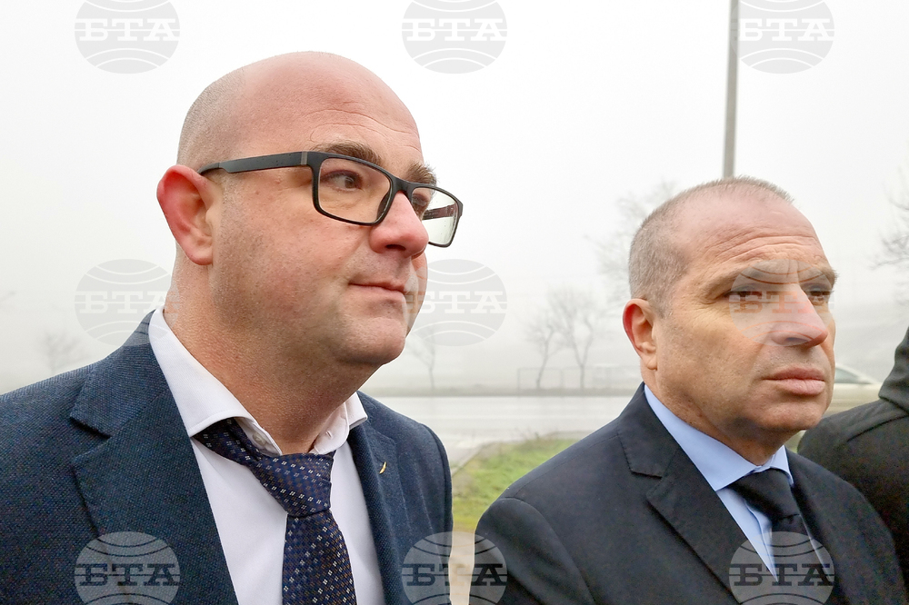 Враца - Гроздан Караджов - посещение