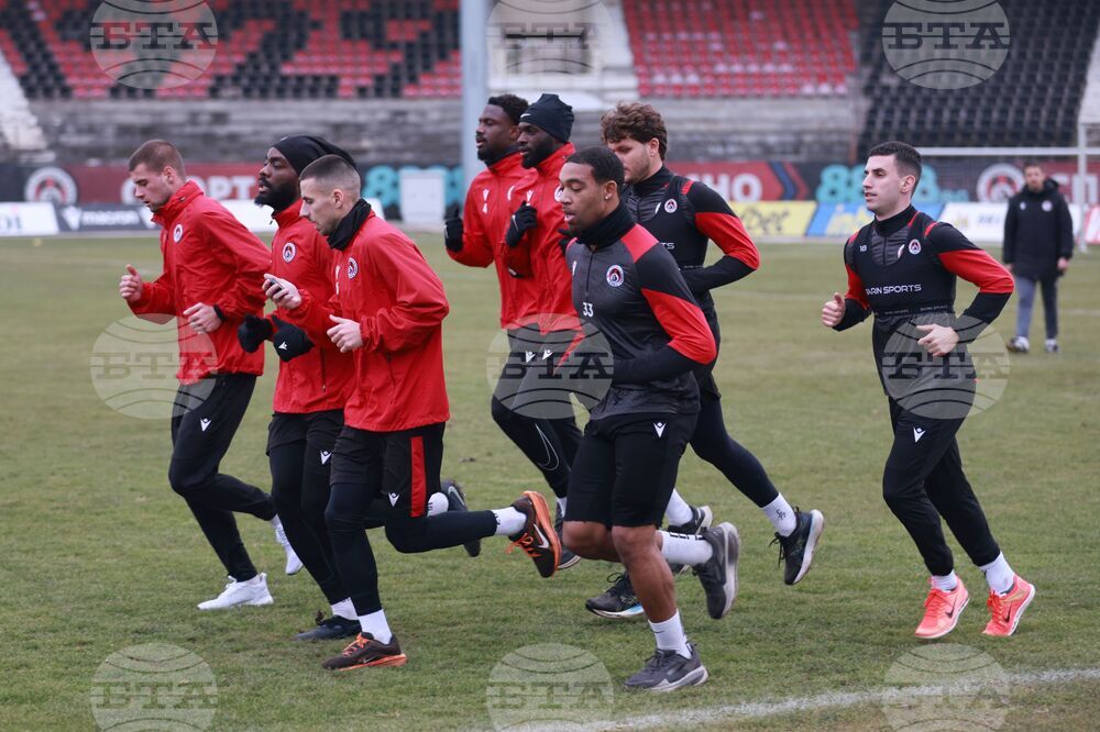 Локомотив София победи Спортист в последната си проверка преди подновяване на шампионата