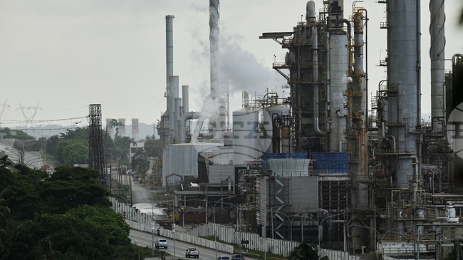 Планът на Доналд Тръмп да завземе и съживи петролната индустрия на Венецуела е изправен пред предизвикателства