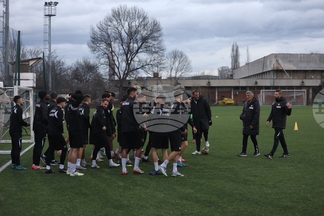 Славия загуби срещу казахстанци на лагера в Анталия